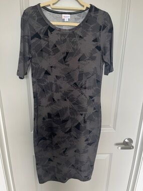 LuLaRoe Gray Abstract Midi Dress